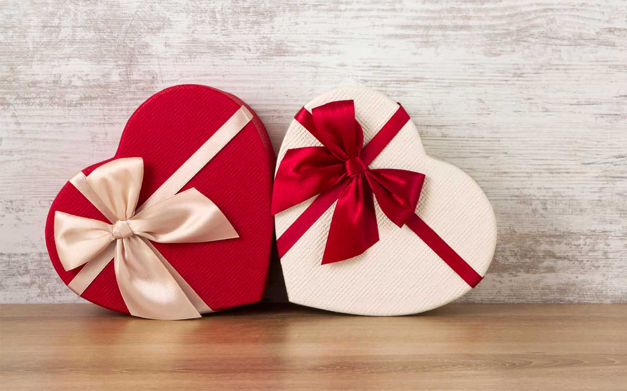 50+ Valentine's Gifts for the Special Man in Your Life | Valentine's Gifts  For Him | Unique valentines gifts, Mens valentines gifts, Diy gifts for him